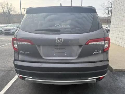More photos of 2020 Honda Pilot Elite at Jay Wolfe Honda, MO