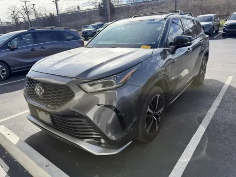 Another view of 2021 Toyota Highlander XSE for sale in Kansas City, MO at Jay Wolfe Honda