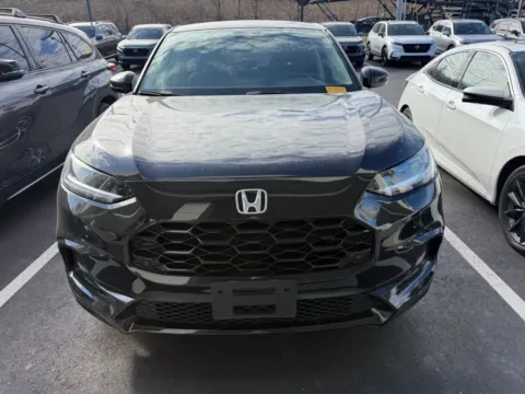 Photos of 2023 Honda HR-V EX-L for sale in Kansas City, MO at Jay Wolfe Honda