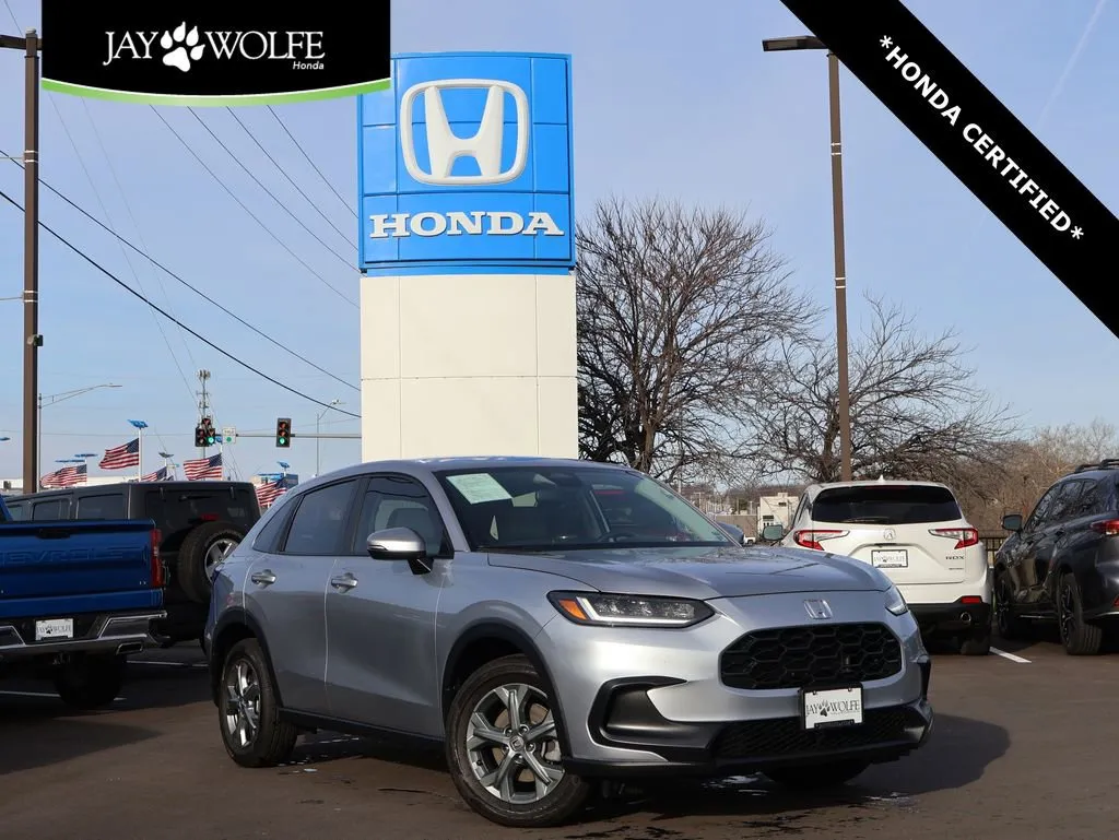 Silver 2026 Honda HR-V LX for sale in Kansas City, MO