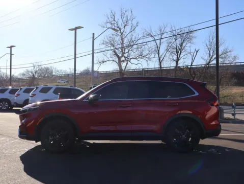 More photos of 2025 Honda CR-V Hybrid Sport Touring at Jay Wolfe Honda, MO