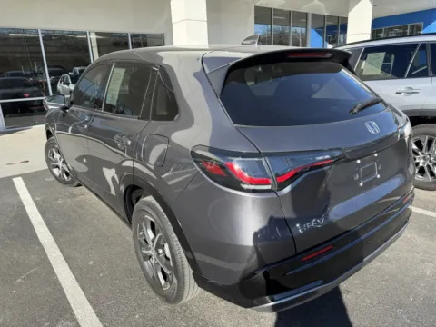More photos of 2024 Honda HR-V EX-L at Jay Wolfe Honda, MO