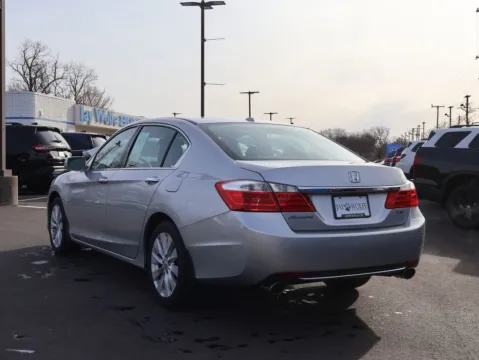 More photos of 2013 Honda Accord Sdn EX-L at Jay Wolfe Honda, MO