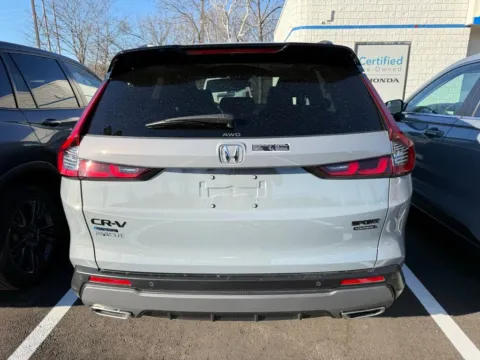 More photos of 2026 Honda CR-V Hybrid Sport Touring at Jay Wolfe Honda, MO