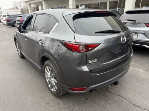 More photos of 2020 Mazda CX-5 Signature at Jay Wolfe Honda, MO