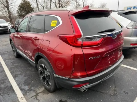 More photos of 2017 Honda CR-V Touring at Jay Wolfe Honda, MO