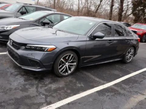 More photos of 2022 Honda Civic Sedan Touring at Jay Wolfe Honda, MO