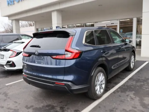 More photos of 2024 Honda CR-V EX-L at Jay Wolfe Honda, MO