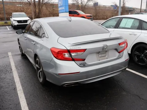 More photos of 2018 Honda Accord Sedan Sport 2.0T at Jay Wolfe Honda, MO
