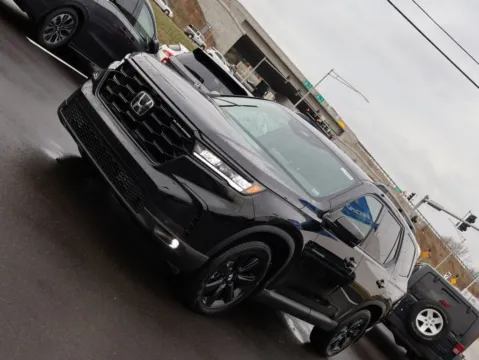 Another view of 2025 Honda Pilot Black Edition for sale in Kansas City, MO at Jay Wolfe Honda