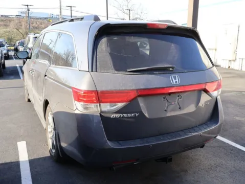 More photos of 2016 Honda Odyssey Touring Elite at Jay Wolfe Honda, MO