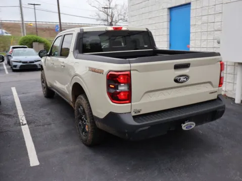More photos of 2025 Ford Maverick Tremor at Jay Wolfe Honda, MO