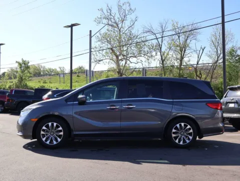 More photos of 2023 Honda Odyssey EX-L at Jay Wolfe Honda, MO