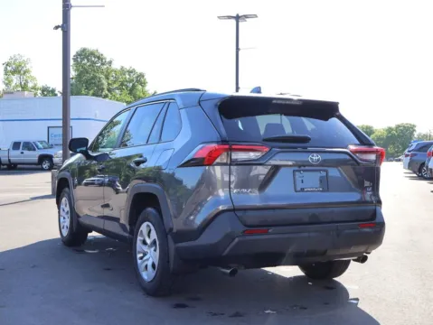 More photos of 2021 Toyota RAV4 LE at Jay Wolfe Honda, MO