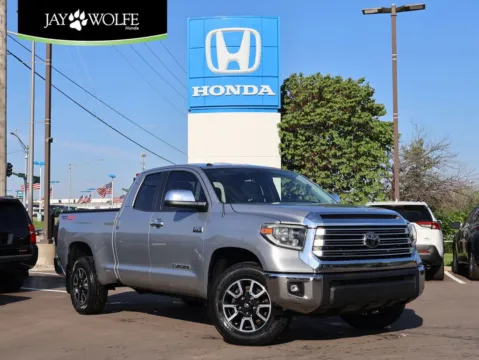 Silver 2018 Toyota Tundra Limited for sale in Kansas City, MO