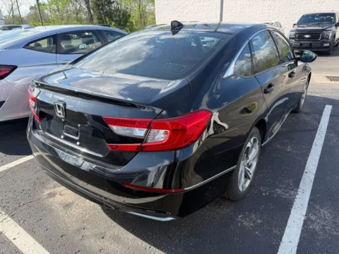More photos of 2019 Honda Accord Sedan EX 1.5T at Jay Wolfe Honda, MO