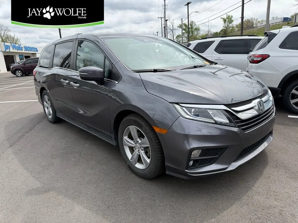 Gray 2018 Honda Odyssey EX-L for sale in Kansas City, MO