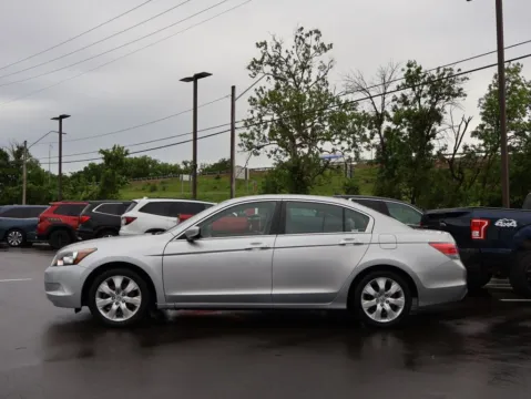More photos of 2009 Honda Accord Sdn EX-L at Jay Wolfe Honda, MO