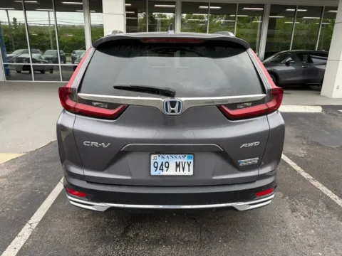 More photos of 2021 Honda CR-V Hybrid Touring at Jay Wolfe Honda, MO
