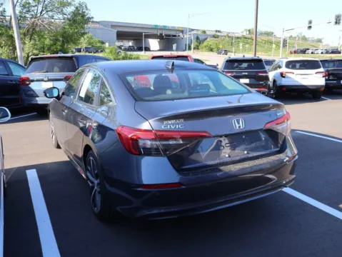 More photos of 2024 Honda Civic Sedan Touring at Jay Wolfe Honda, MO