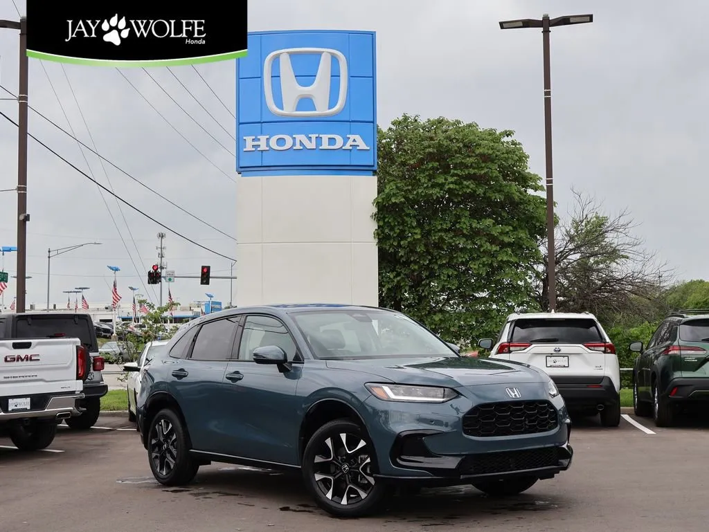 Green 2026 Honda HR-V EX-L for sale in Kansas City, MO