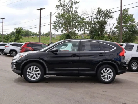 More photos of 2016 Honda CR-V EX at Jay Wolfe Honda, MO