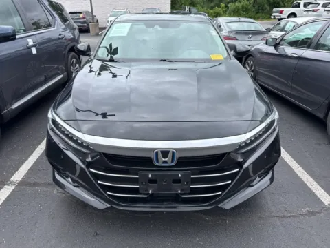 Photos of 2021 Honda Accord Hybrid EX-L for sale in Kansas City, MO at Jay Wolfe Honda