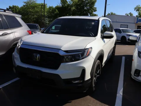 Another view of 2022 Honda Passport EX-L for sale in Kansas City, MO at Jay Wolfe Honda