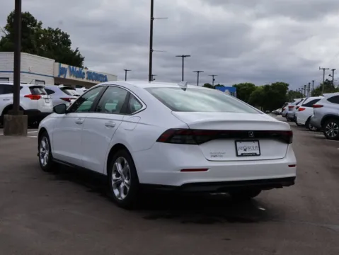 More photos of 2024 Honda Accord Sedan LX at Jay Wolfe Honda, MO