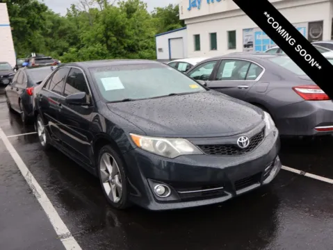 Blue 2014 Toyota Camry SE Sport for sale in Kansas City, MO