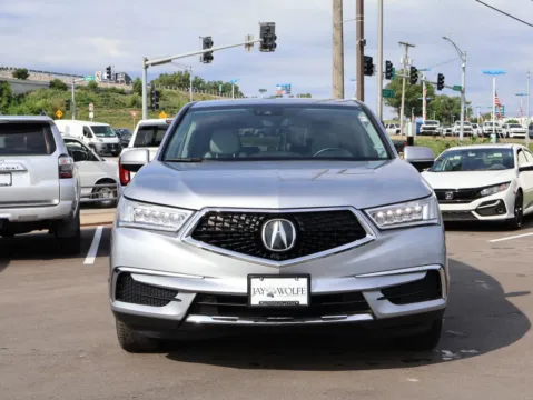 Photos of 2018 Acura MDX w/Technology Pkg for sale in Kansas City, MO at Jay Wolfe Honda
