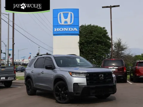 Silver 2026 Honda Pilot Black Edition for sale in Kansas City, MO