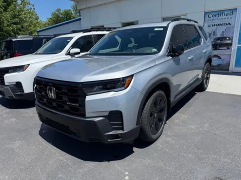 Another view of 2026 Honda Pilot Black Edition for sale in Kansas City, MO at Jay Wolfe Honda