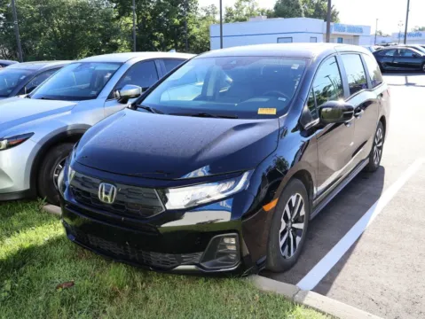 Another view of 2025 Honda Odyssey EX-L for sale in Kansas City, MO at Jay Wolfe Honda