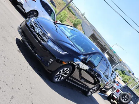 Another view of 2025 Honda Odyssey EX-L for sale in Kansas City, MO at Jay Wolfe Honda