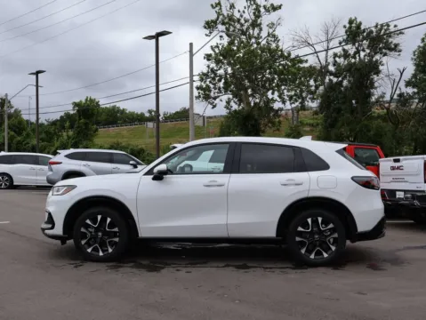 More photos of 2026 Honda HR-V EX-L at Jay Wolfe Honda, MO