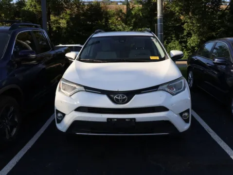 Photos of 2018 Toyota RAV4 XLE for sale in Kansas City, MO at Jay Wolfe Honda