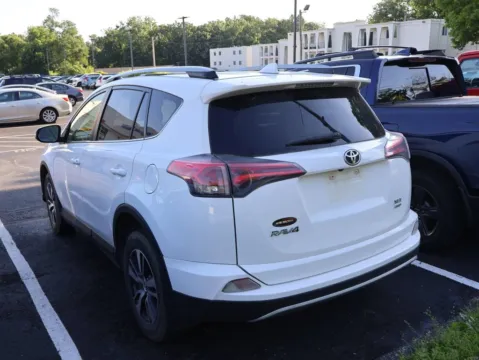 More photos of 2018 Toyota RAV4 XLE at Jay Wolfe Honda, MO