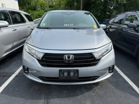 Photos of 2024 Honda Odyssey Elite for sale in Kansas City, MO at Jay Wolfe Honda