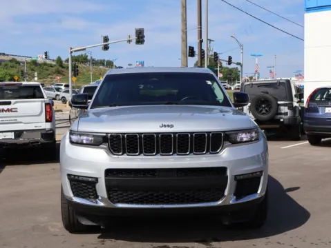 Photos of 2021 Jeep Grand Cherokee L Limited for sale in Kansas City, MO at Jay Wolfe Honda