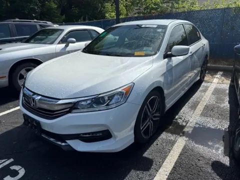 Another view of 2017 Honda Accord Sedan Sport SE for sale in Kansas City, MO at Jay Wolfe Honda