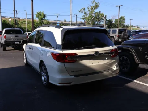 More photos of 2018 Honda Odyssey EX-L at Jay Wolfe Honda, MO