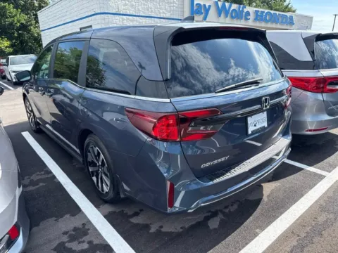 More photos of 2026 Honda Odyssey EX-L at Jay Wolfe Honda, MO