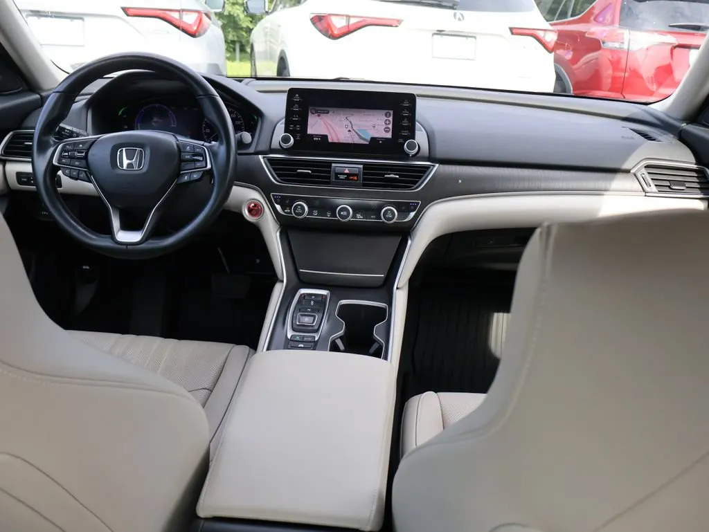 2020 Honda Accord Hybrid Touring - Photo 13
