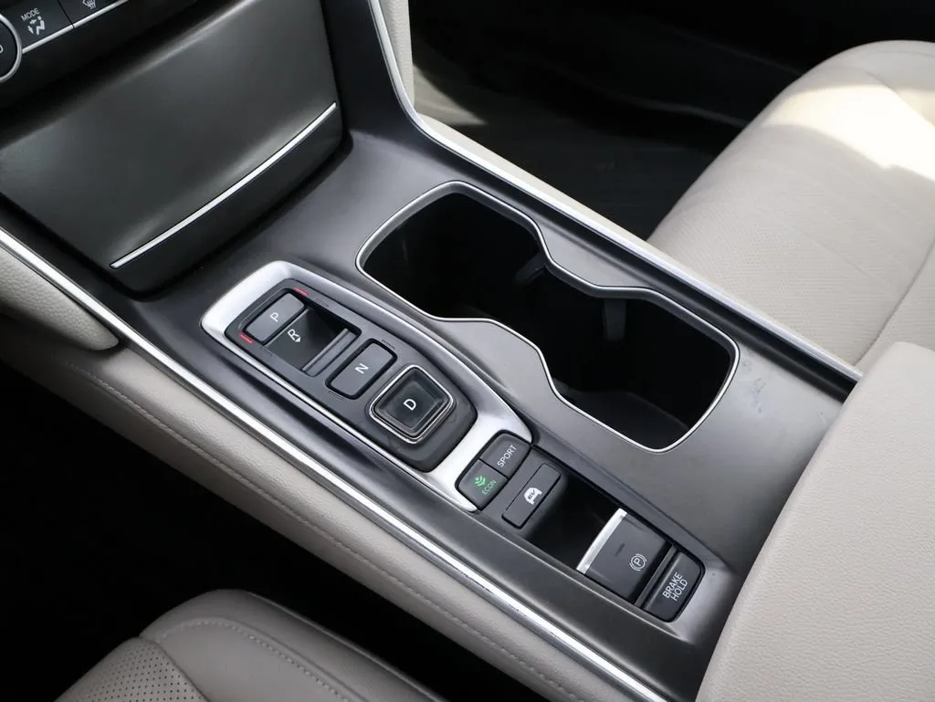 2020 Honda Accord Hybrid Touring - Photo 24