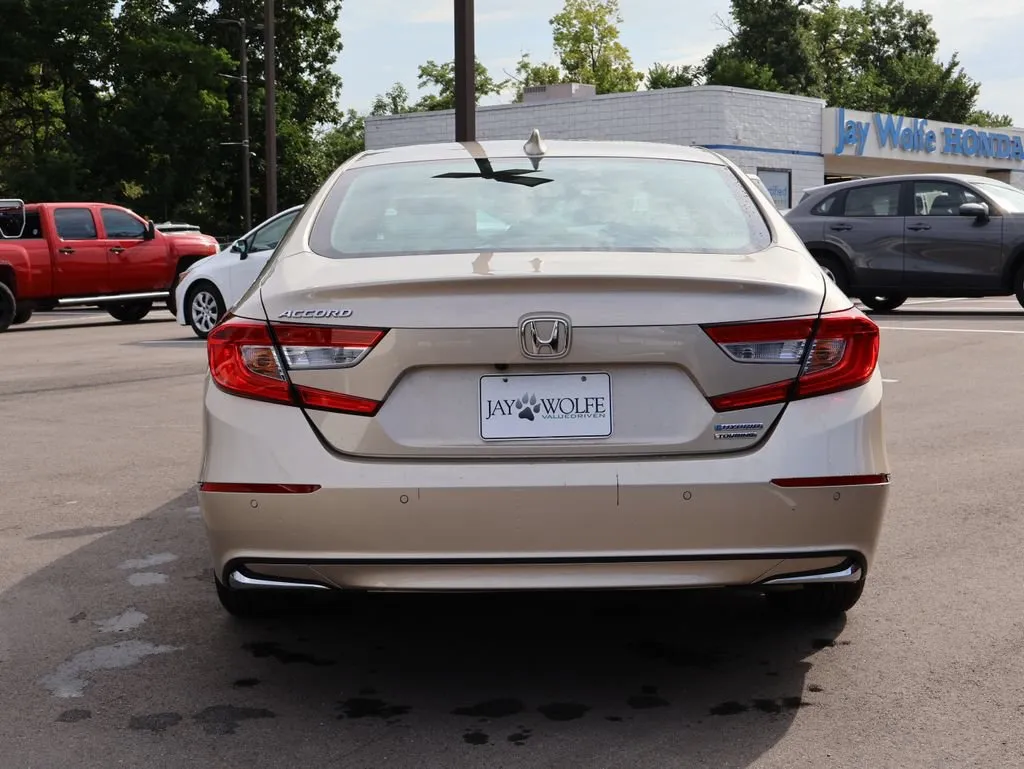 2020 Honda Accord Hybrid Touring - Photo 6