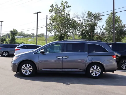 More photos of 2015 Honda Odyssey EX-L at Jay Wolfe Honda, MO