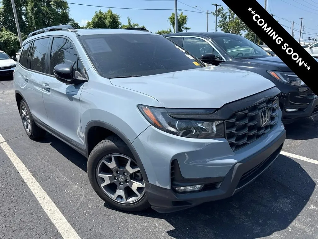 Gray 2023 Honda Passport TrailSport for sale in Kansas City, MO