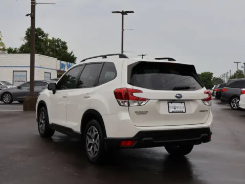 More photos of 2020 Subaru Forester Premium at Jay Wolfe Honda, MO