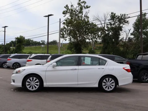 More photos of 2013 Honda Accord Sdn EX-L at Jay Wolfe Honda, MO